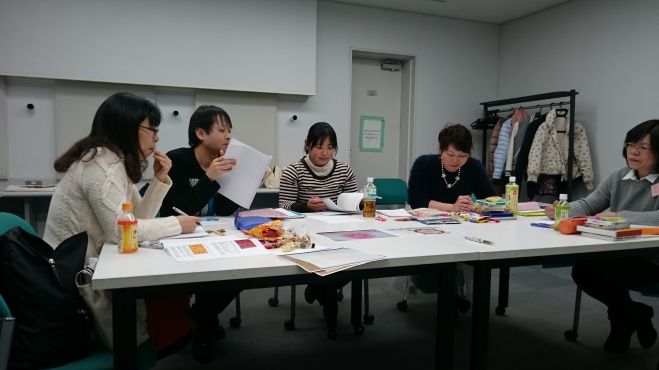 アートセラピーでストレス発散!!