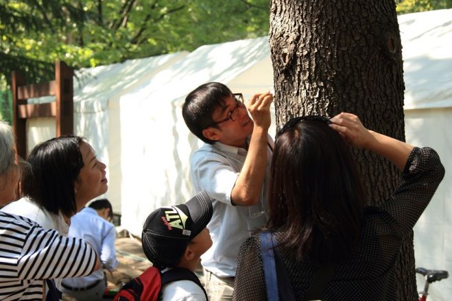 おやこで秋の自然観察会@有楽町 日比谷公園~五感をつかって都心で自然を感じよう