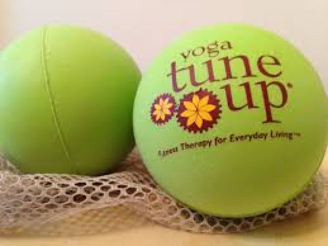 yoga tune up therapy ball®筋膜リリース下半身編 開催