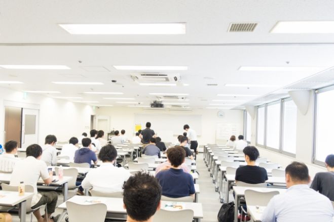 100年に1度の大チャンス。この波に乗れるかどうかで、あなたの人生が決まる。