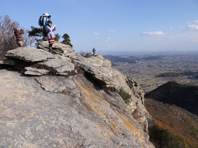 「遊山の会」登山教室 播磨・高御位山 ハイキング