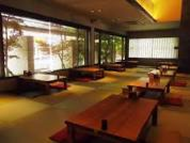 夕食は外食?なら、楽しくお食事会はいかが?