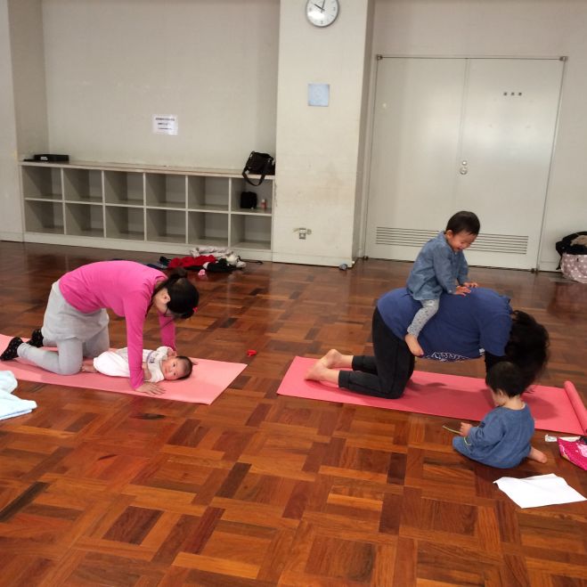親子で楽しむヨガレッスン in 東京都西多摩郡日の出町