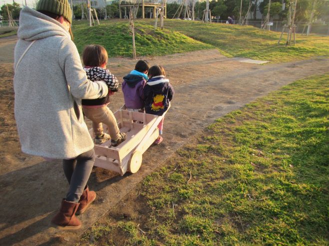 こどもの広場あそびラボ「子どもとの遊び方」【3月17日(木)午前】