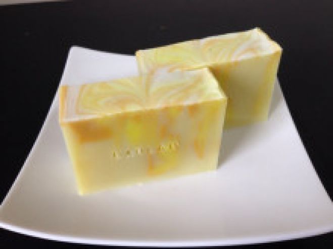 【3,000円以内】春をイメージした10種類から選べる石鹸作り