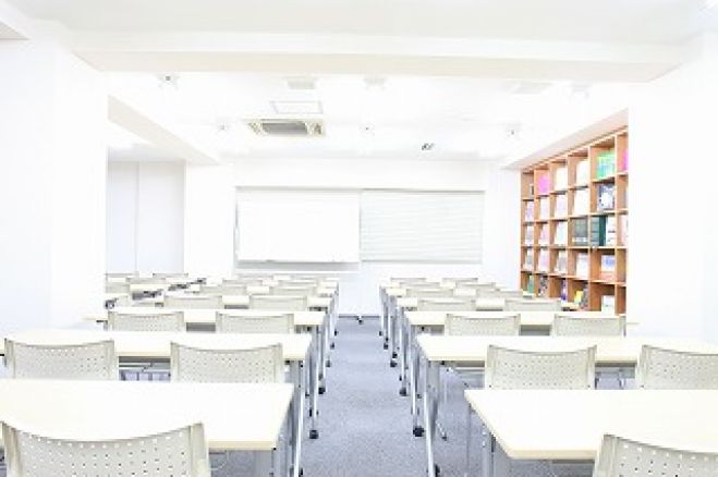 Valiant Management College(ヴァリアント マネジメント カレッジ)学校説明会