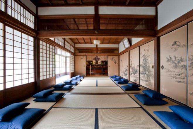 秋のヨガ & 坐禅ワークショップ(京都 勝林寺)