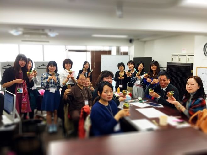 朝活「ワールドスムージー交流会」8月夏休みスペシャル!