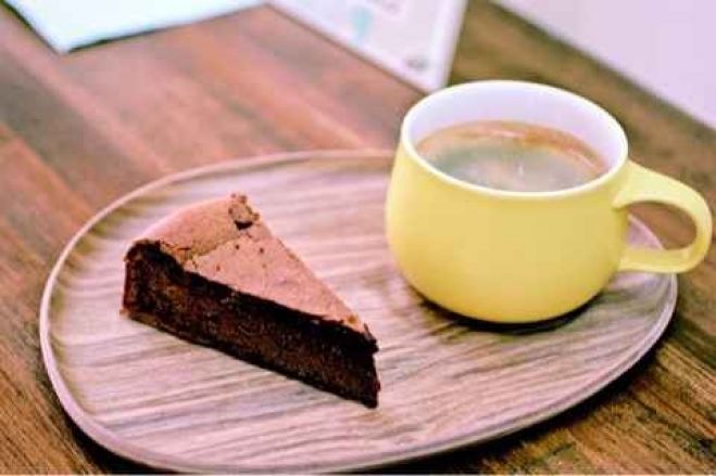 9/21(祝日前日の水)10~13時、小麦粉上白糖不使用のガトーショコラ&自家焙煎コーヒー教室@大阪松屋町
