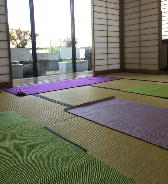 ワンコイン!週末朝ヨガ教室