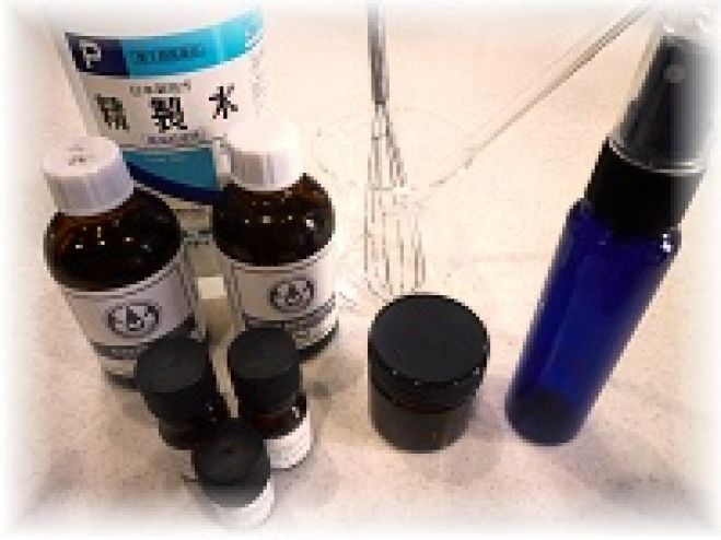 《植物美容》天然成分100%のハーブとアロマで基礎化粧品作り ~夏の紫外線で疲れた肌を美白ケア~
