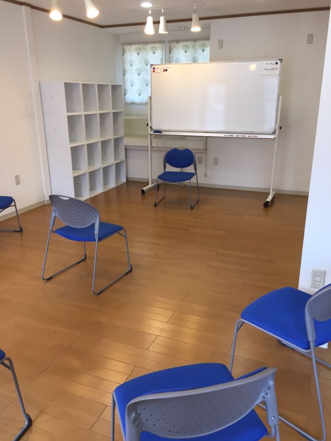 心理ミニ講座 ~心の栄養ストローク~