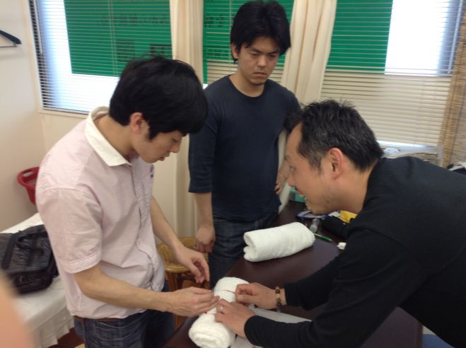 一生使えて稼げる知識と技術を身につける21時間!超・実践式 鍼灸師育成塾 無料体験会