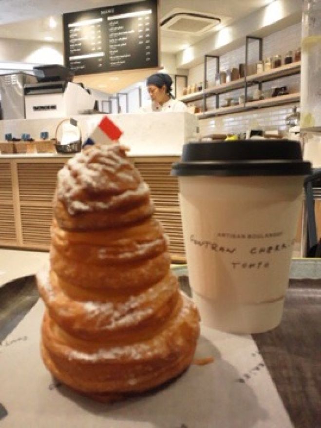 渋谷駅徒歩1分、美味しいパンが食べれるイートインでカフェ会