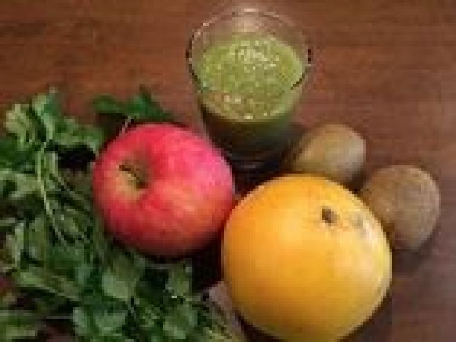 外苑前スムージーカフェ会〜新鮮な野菜や果物で作る絶品スムージーを飲みながら、情報交換しましょう!!ご希望の方をマッチングします!