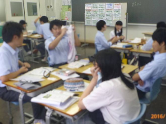 アクティブラーナーが育つ場づくり ー 「演劇的手法」の紹介と体験を中心に