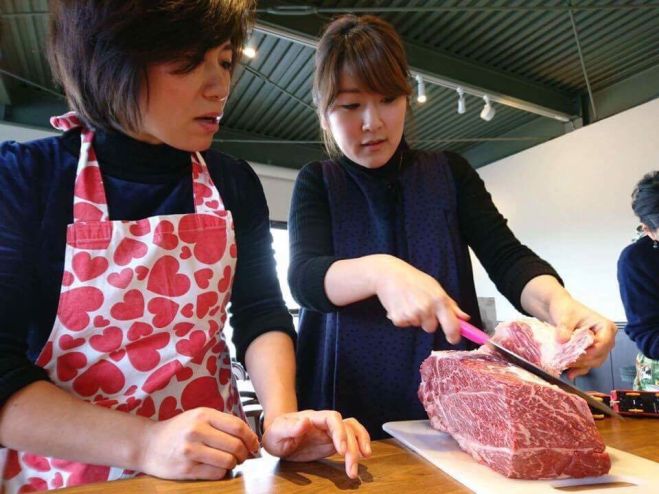 塊肉を解体して美味しく食べよう!やもりなおみの肉フェスin岡山