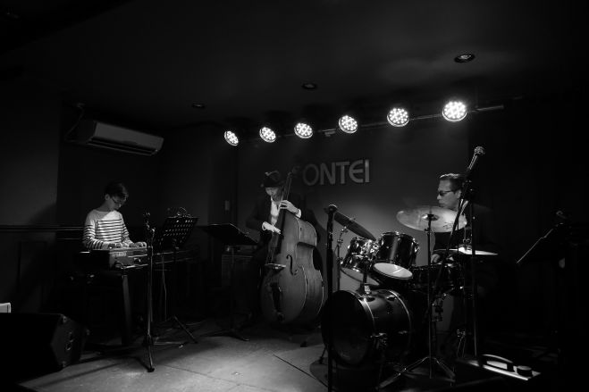 【Jazz Live】Dr小畑孝廣Trio+Vo伊藤綾