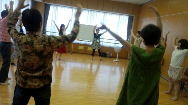 第11回ふらっとあざみ野(たまプラ)笑いヨガクラブセッション