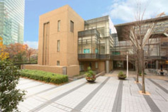 産業会館(BIZ新宿)
